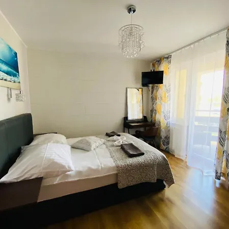 Bed & Breakfast Przystan 3*