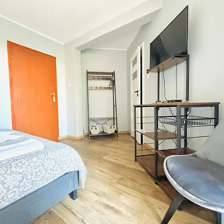 Przystan Bed & Breakfast 3*