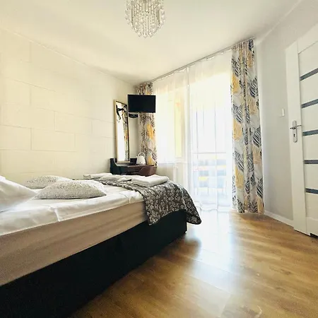 Przystan ヤスタルニャ