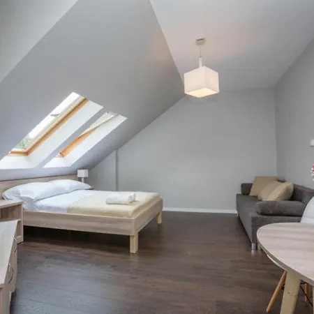 Przystan ヤスタルニャ