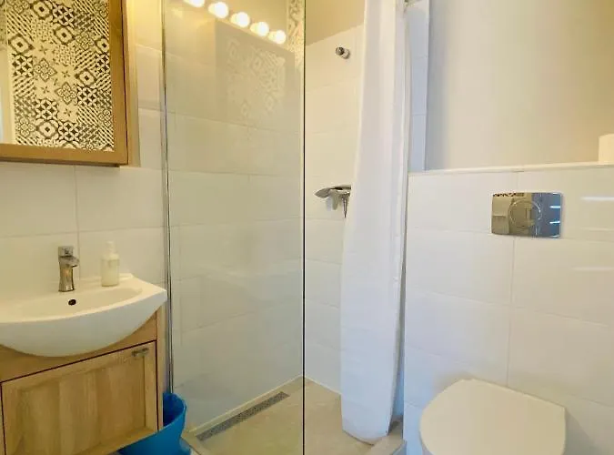 Przystan Bed & Breakfast 3*