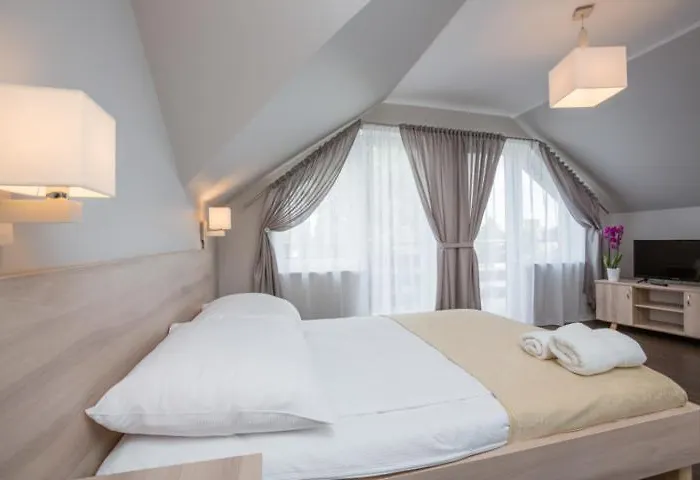 Przystań Nocleg ze śniadaniem 3*