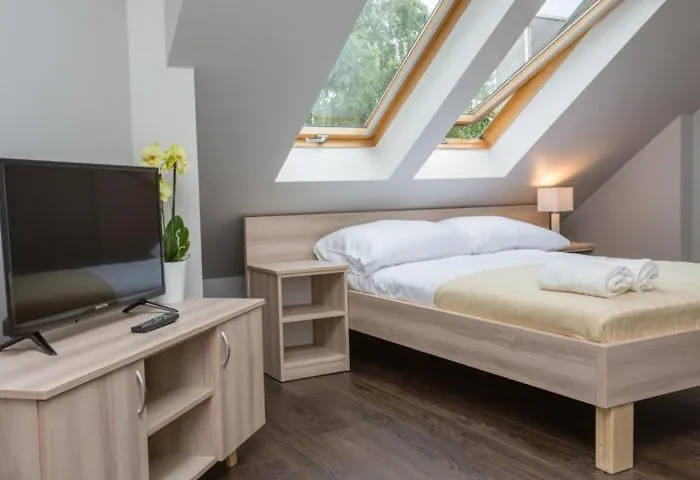 Przystan Bed & Breakfast 3*